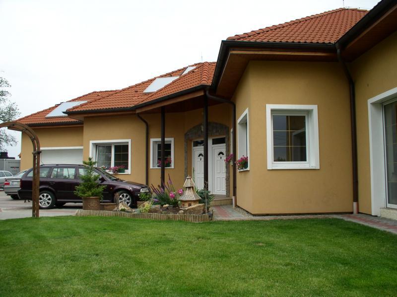 Pension Rozkoš - zahrada a exteriér penzionu